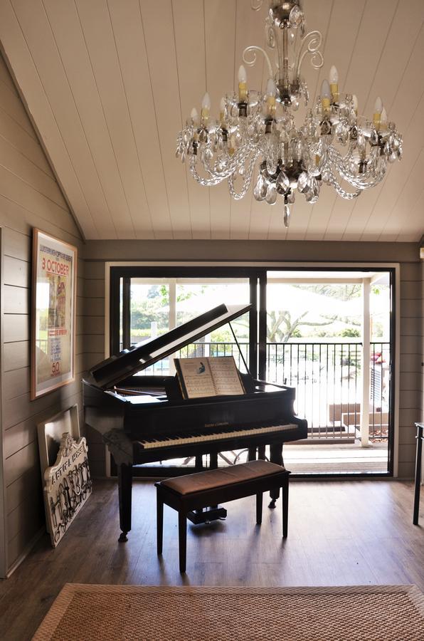 Quail Lodge Nz Snells Beach Exteriör bild